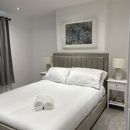 Entire House - Near Etihad Stadium And Central Manchester Extérieur photo